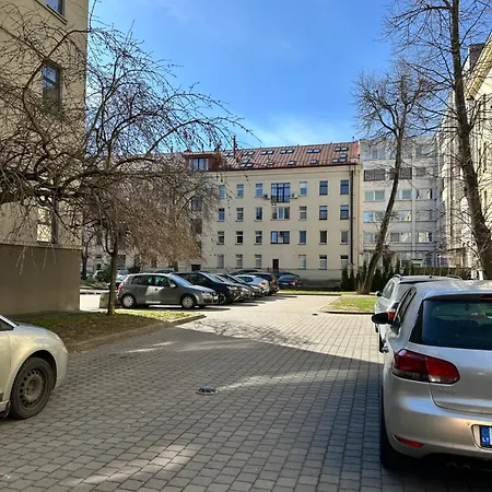 M 8 Lägenhet Kaunas